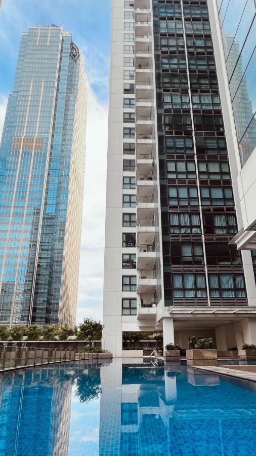 טאגיג La Palazzo - Across Uptown Mall & Grand Hyatt Bgc מראה חיצוני תמונה